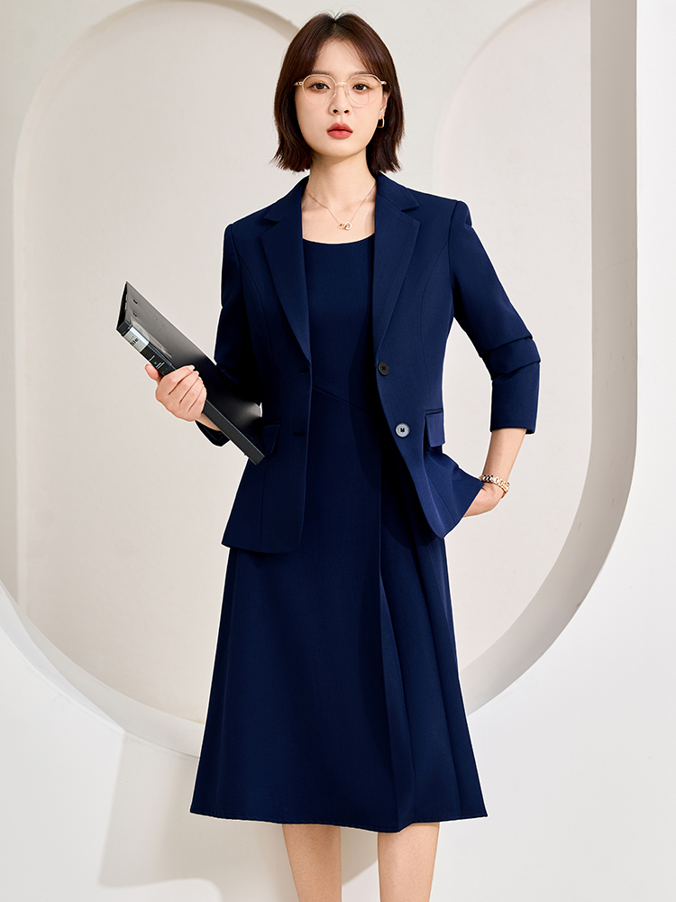 レッドグレーネイビー オフィスレディース スカートスーツ ブ - Women'S Red Formal Wear のレビューと価格