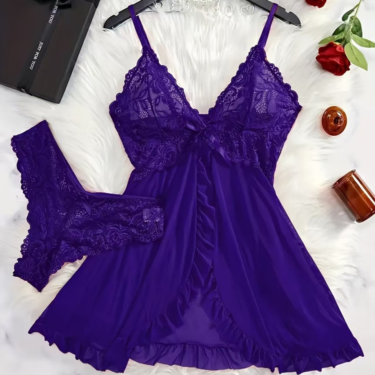 セクシーなナイトウェア、欧米風レースキャミソールパジャマドレ - Lace Dress のレビューと価格