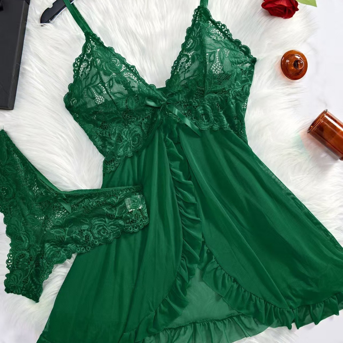 セクシーなナイトウェア、欧米風レースキャミソールパジャマドレ - Lace Dress のレビューと価格